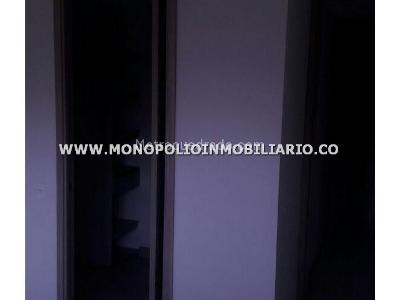 Apartamento en arriendo en Castropol, Medellín · foto 12 de 14