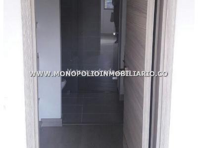 Apartamento en arriendo en Castropol, Medellín · foto 3 de 14
