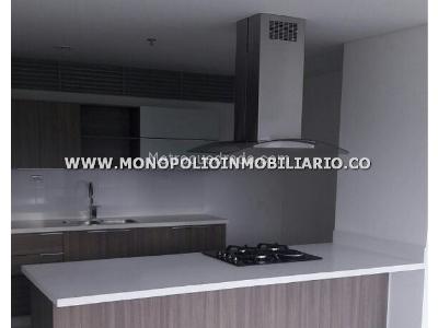 Apartamento en arriendo en Castropol, Medellín · foto 9 de 14