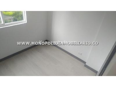 Apartamento en venta en Robledo, Medellín · foto 2 de 15