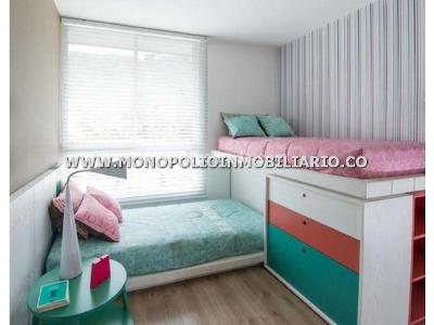 Apartamento de 3 alcobas en venta en Castropol, Medellín, 135 m² · foto 9 de 10