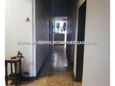 Casa de 2 alcobas en venta en Santa Monica, Medellín, 178 m² · foto 2 de 8