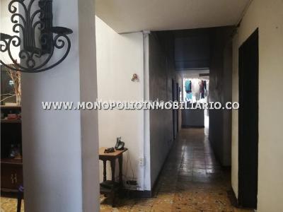 Casa de 2 alcobas en venta en Santa Monica, Medellín, 178 m² · foto 7 de 8