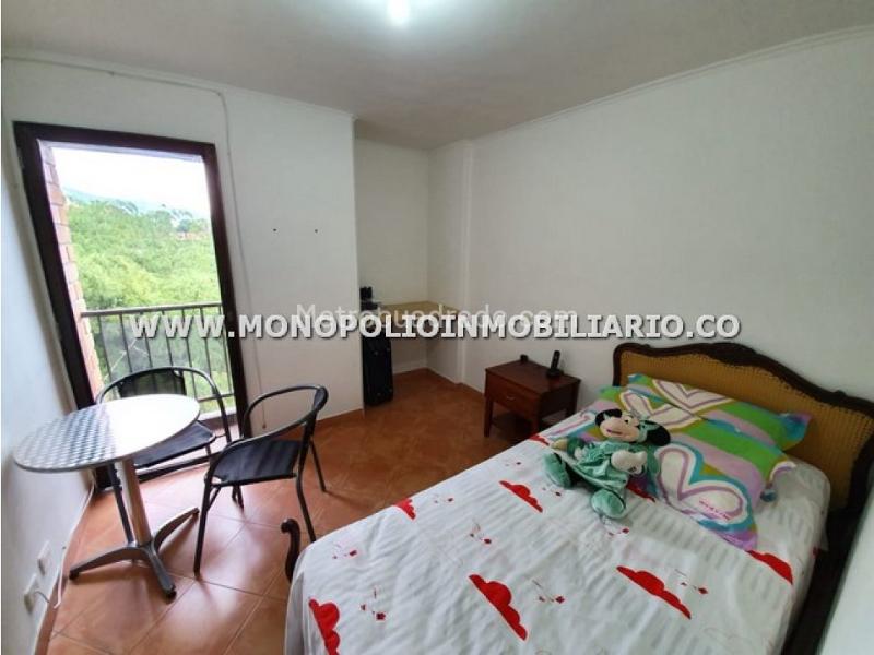 Spacious 2BR Apartment in Patio Bonito - 7