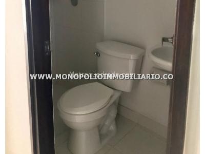 Apartamento de 2 alcobas en venta en Las Lomitas, Sabaneta, 114 m² · foto 8 de 15