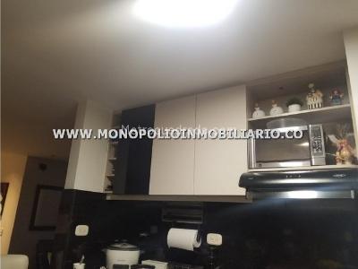Apartamento de 3 alcobas en venta en San Jose, Sabaneta, 97 m² · foto 9 de 16