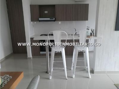 Apartamento de 3 alcobas en venta en Obrero, Bello, 71 m² · foto 2 de 13