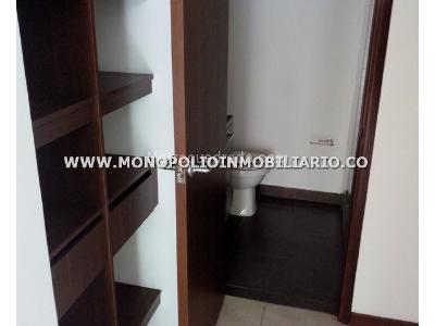 Apartamento en venta en Loma Del Barro, Envigado · foto 5 de 10