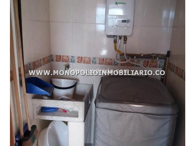 Apartamento Luminoso de 2 Alcobas en Loma del Indio - 4