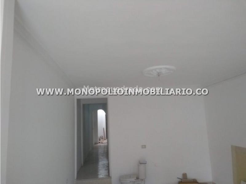 Large 3BR Apartment for Rent in Santa Mnica II (1st Floor) - 3