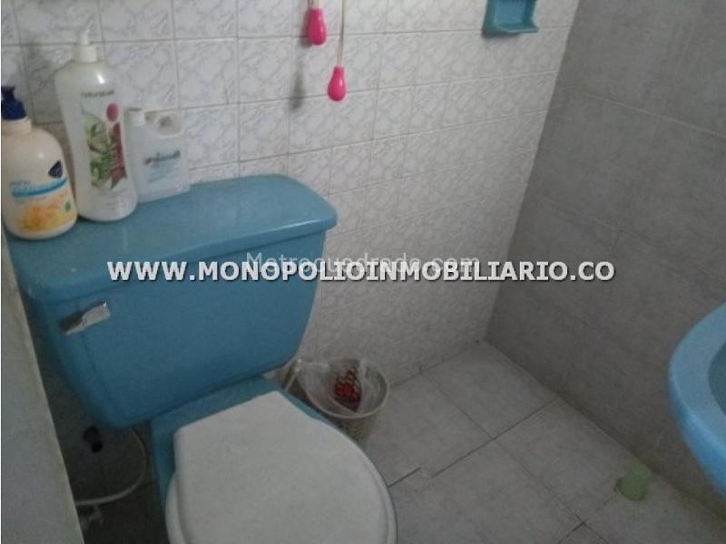 Apartamento Amplio de 3 Alcobas en Santa Lucía (120 m²) - 4
