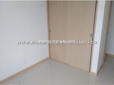 Apartamento de 3 alcobas en arriendo en Loma Del Indio, Medellín, 90 m² · foto 2 de 20