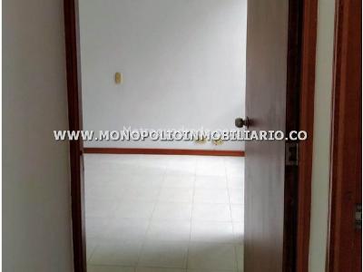 Apartamento de 2 alcobas en arriendo en Castropol, Medellín, 60 m² · foto 16 de 19