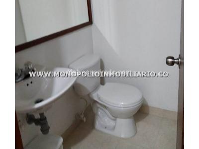 Apartamento de 2 alcobas en arriendo en Castropol, Medellín, 60 m² · foto 2 de 19