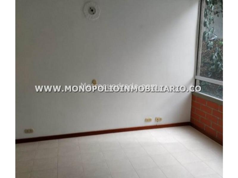 Apartamento de 2 Alcobas en Castropol (El Poblado) con Amenidades - 9