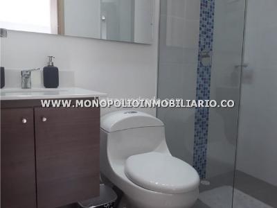 Apartamento de 1 alcoba en arriendo en Loma Del Indio, Medellín, 67 m² · foto 8 de 10