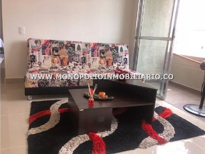 Apartamento de 3 alcobas en arriendo en Los Colores, Medellín, 75 m² · foto 9 de 12