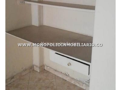 Casa de 5 alcobas en venta en Los Colores, Medellín, 390 m² · foto 3 de 20