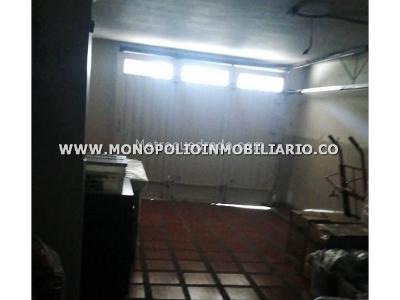 Casa de 5 alcobas en venta en Los Colores, Medellín, 390 m² · foto 12 de 20