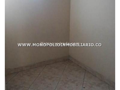 Casa de 5 alcobas en venta en Los Colores, Medellín, 390 m² · foto 14 de 20