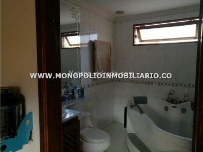 Casa en venta en Pontevedra, Envigado · foto 3 de 15