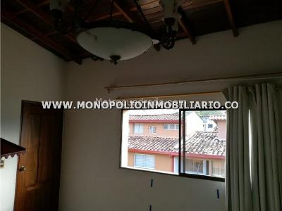 Casa en venta en Pontevedra, Envigado · foto 7 de 15