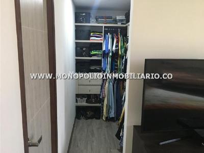 Apartamento de 3 alcobas en venta en Calasanz Noroccidente, Medellín, 85 m² · foto 11 de 13