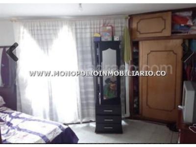 Apartamento de 3 alcobas en venta en Cristobal, Medellín, 130 m² · foto 10 de 10