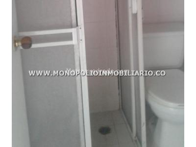 Apartamento de 3 alcobas en venta en Cristobal, Medellín, 130 m² · foto 4 de 10