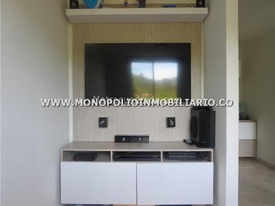Apartamento en venta en Loma Del Barro, Envigado · foto 3 de 14