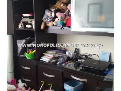 Apartamento de 3 alcobas en venta en Calasanz Noroccidente, Medellín, 79 m² · foto 5 de 17