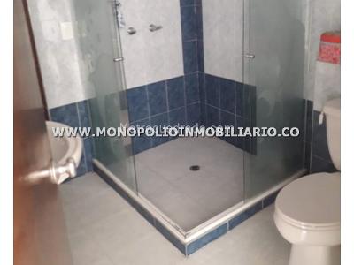 Casa de 5 alcobas en venta en La America, Medellín, 326 m² · foto 12 de 14