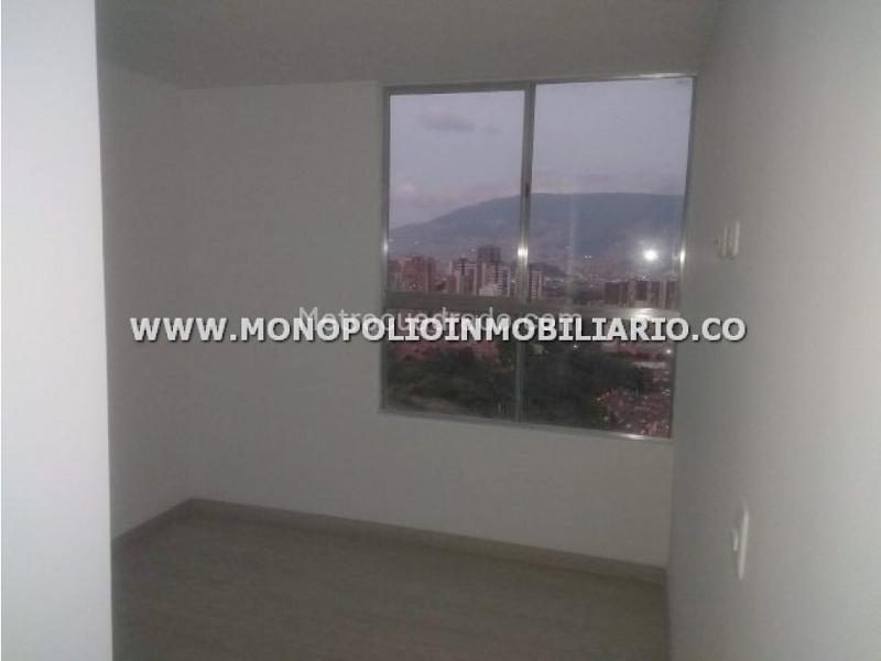 Apartamento en Arriendo de 3 Alcobas en Belén Loma de los Bernal (13°) - 2