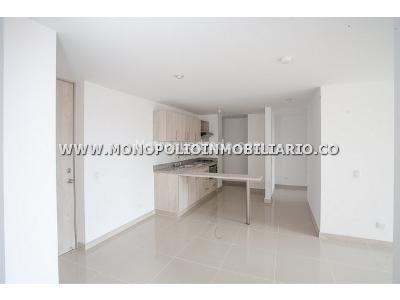 Apartamento de 3 alcobas en venta en Prados De Sabaneta, Sabaneta, 79 m² · foto 7 de 8