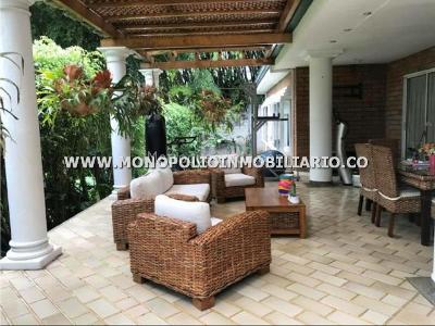 Casa de 4 alcobas en arriendo en El Tesoro, Medellín, 380 m² · foto 12 de 16
