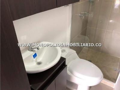 Apartaestudio en arriendo en Belén, Medellín, 17 m² · foto 4 de 8