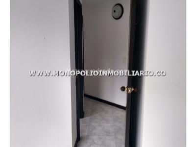 Apartamento en venta en Castropol, Medellín · foto 3 de 9