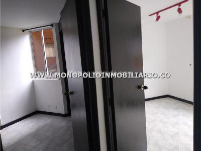 Apartamento en venta en Castropol, Medellín · foto 6 de 9