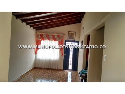 Casa de 5 alcobas en venta en San Antonio De Prado, Medellín, 235 m² · foto 2 de 20