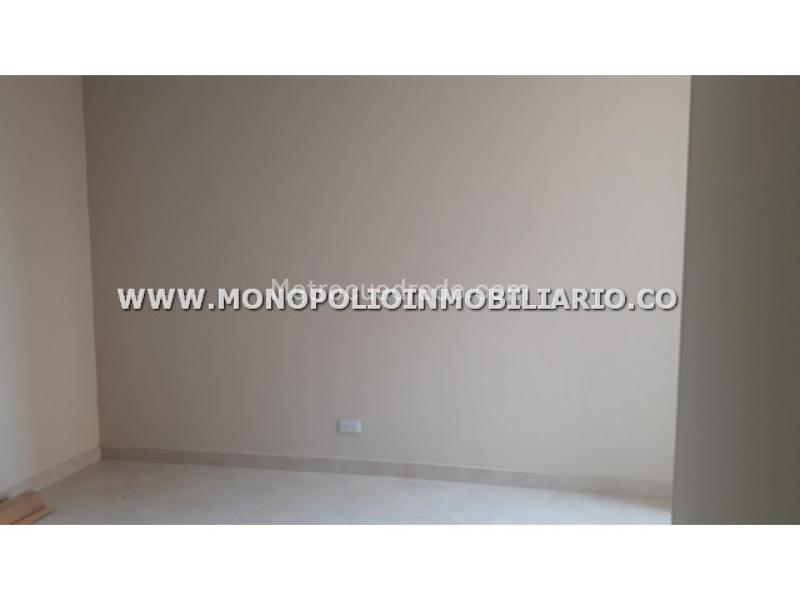 Apartamento Exclusivo de 3 Alcobas en Milla de Oro - 3
