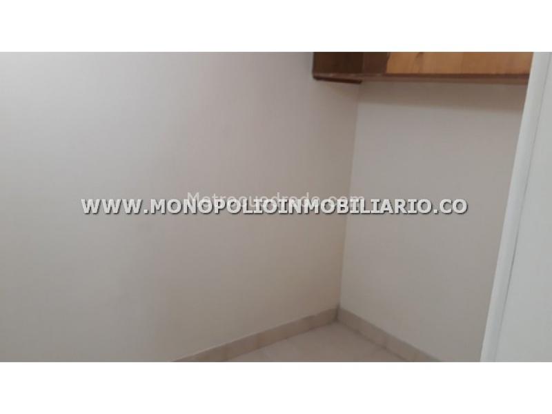 Apartamento Exclusivo de 3 Alcobas en Milla de Oro - 4