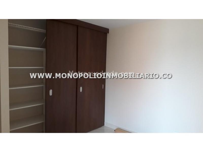 Apartamento Exclusivo de 3 Alcobas en Milla de Oro - 6