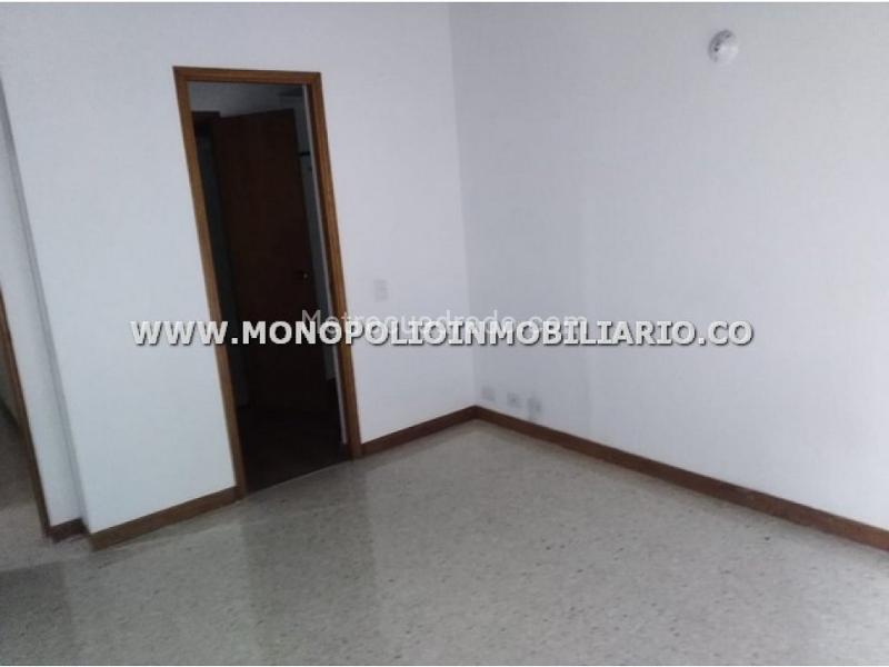 Casa Unifamiliar de 3 Alcobas en Castropol - 5