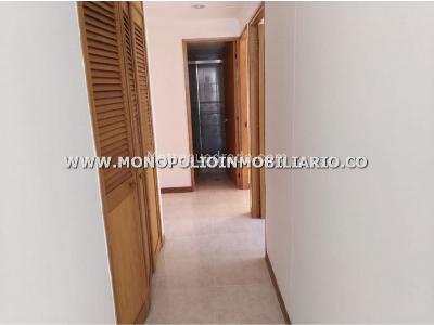 Apartamento en arriendo en Castropol, Medellín · foto 17 de 20