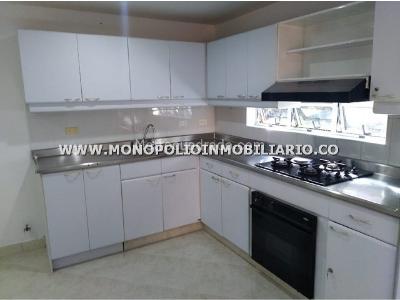 Apartamento en arriendo en Castropol, Medellín · foto 6 de 20