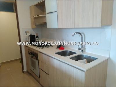 Apartamento de 3 alcobas en arriendo en Loma De Los Gonzalez, Medellín, 117 m² · foto 11 de 18