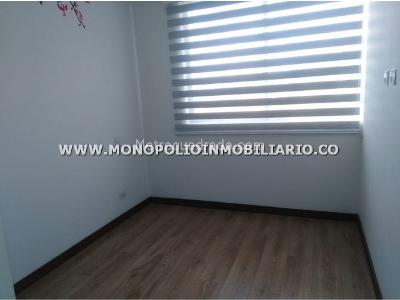 Apartamento de 3 alcobas en arriendo en Loma De Los Gonzalez, Medellín, 117 m² · foto 4 de 18