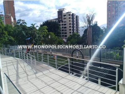 Apartamento en arriendo en Castropol, Medellín · foto 13 de 20