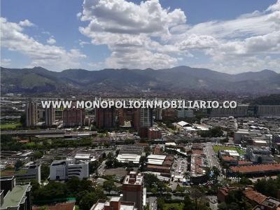 Apartamento en arriendo en Castropol, Medellín · foto 14 de 20