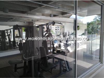 Apartamento en arriendo en Castropol, Medellín · foto 17 de 20